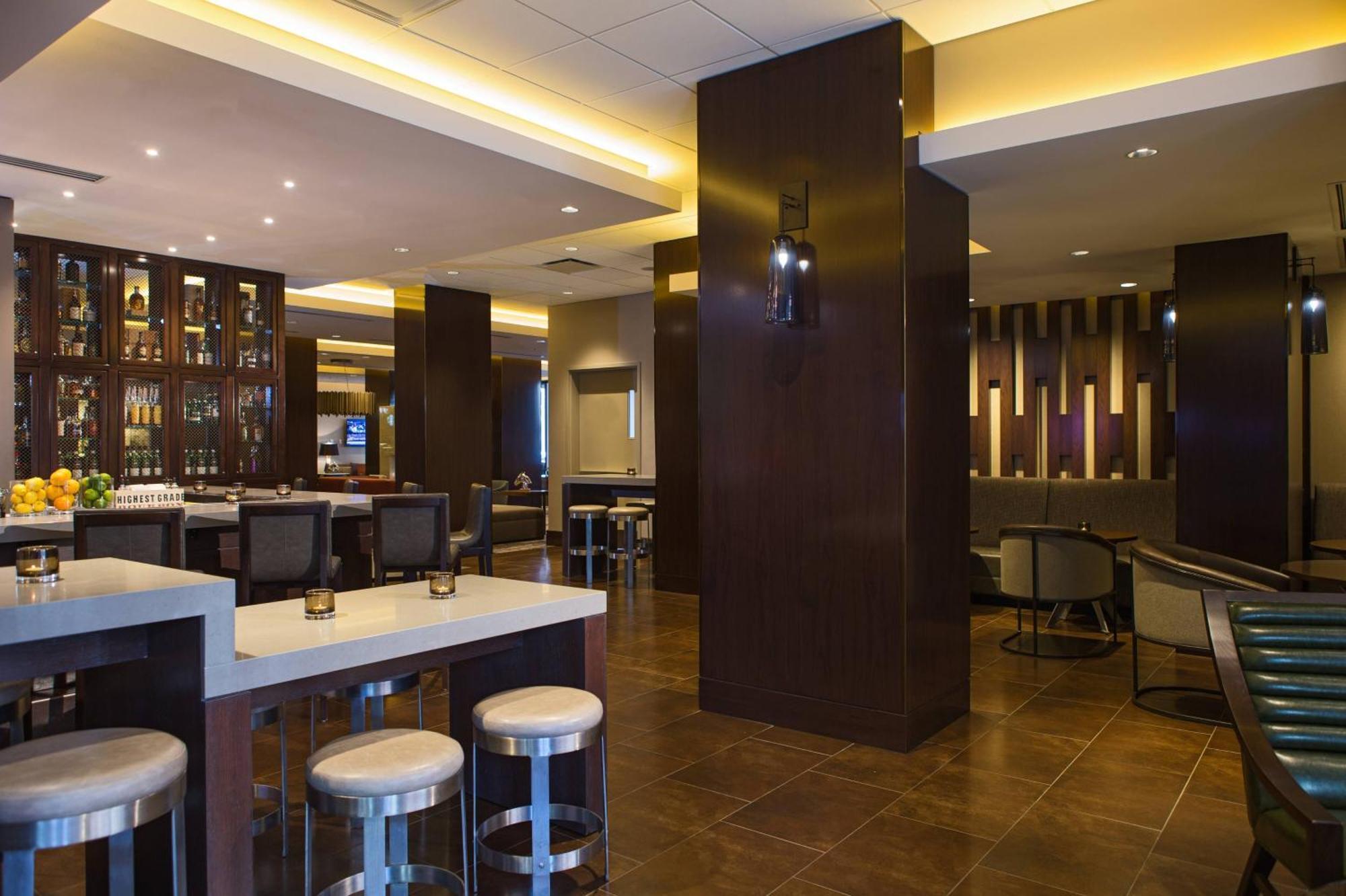 Calgary Marriott Downtown Hotel Exterior foto